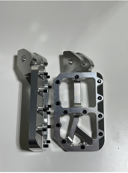 Black/Silver Foot Pegs