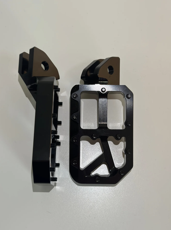 Black/Silver Foot Pegs