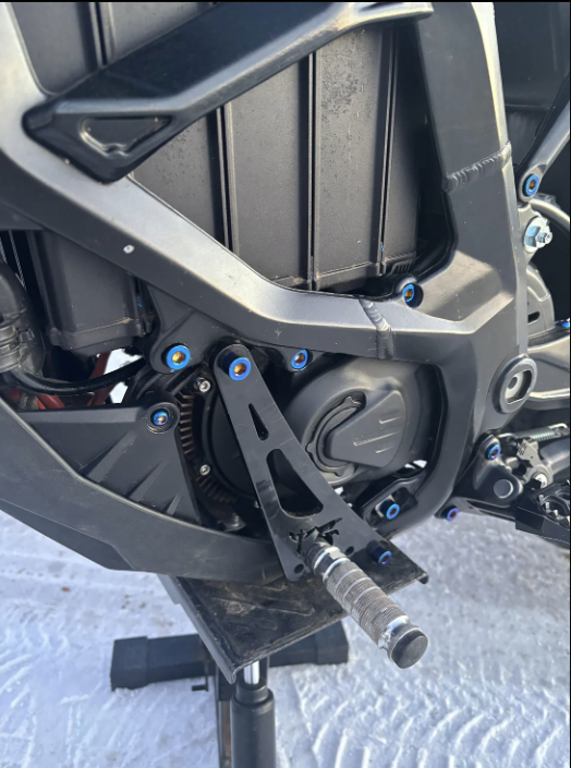 SURRON ULTRA BEE TITANIUM BOLT KIT