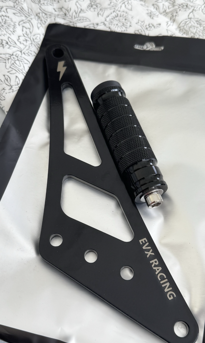 EVX "ULTRA BEE" FOOTLOCK